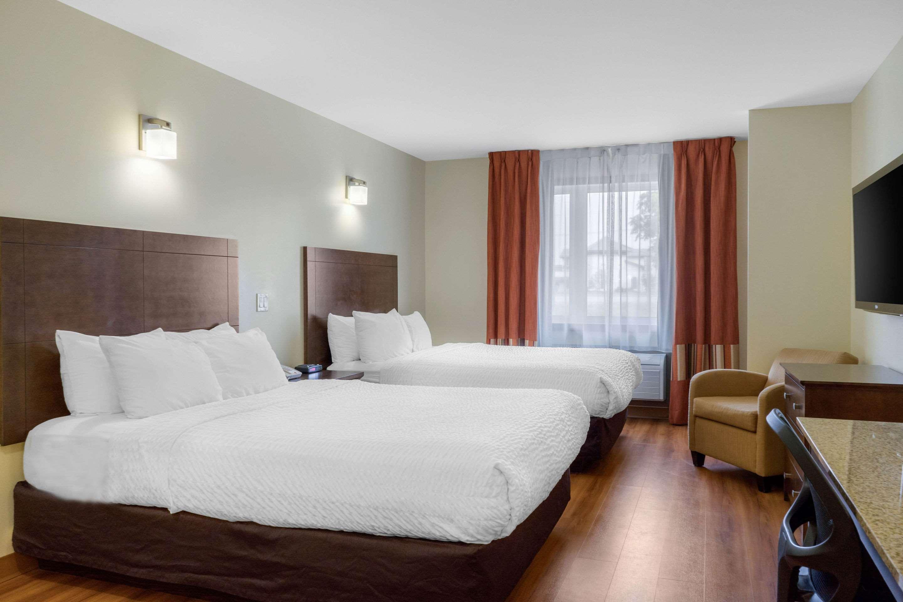 Quality Inn & Suites Winkler Esterno foto