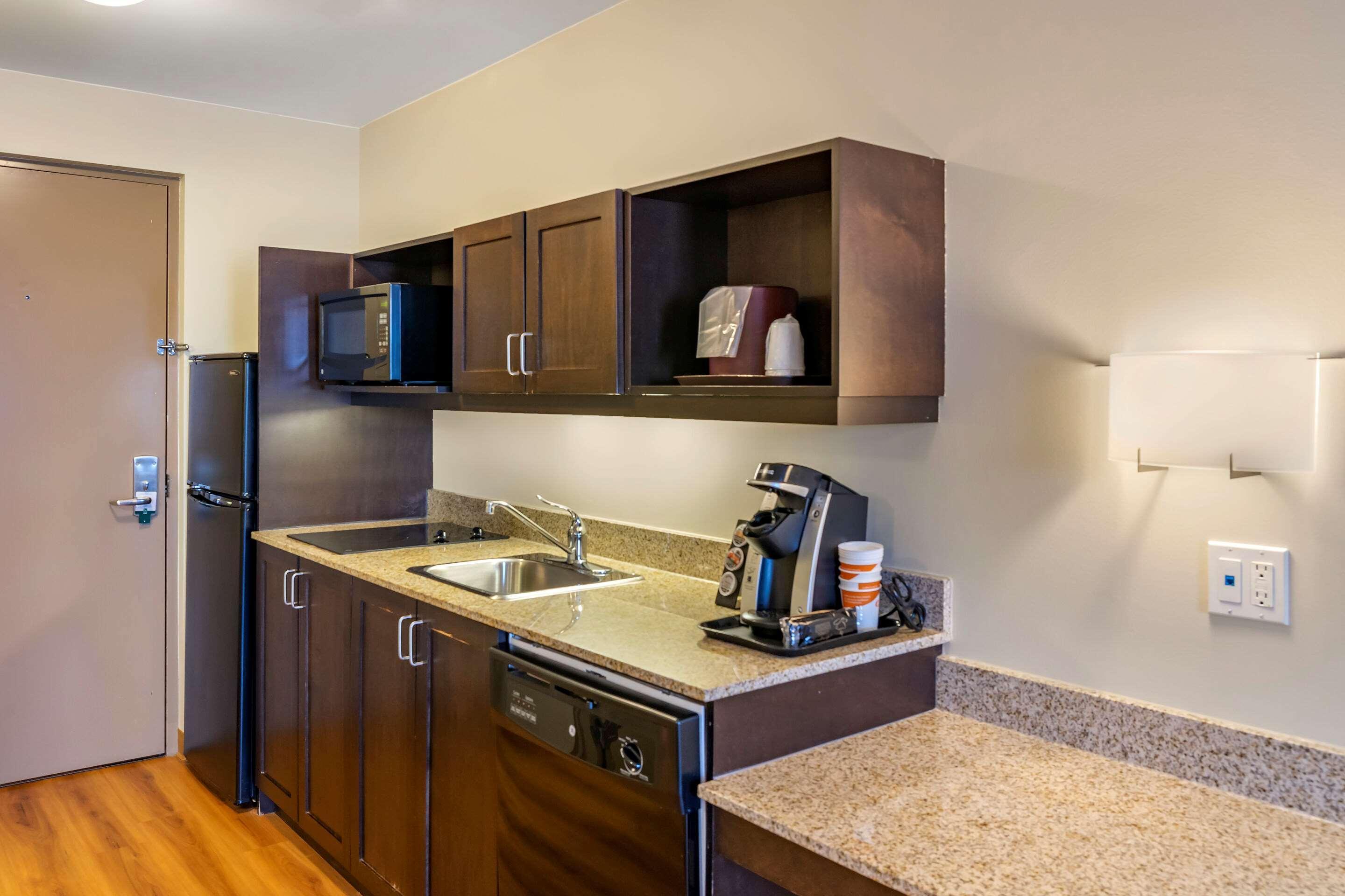 Quality Inn & Suites Winkler Esterno foto