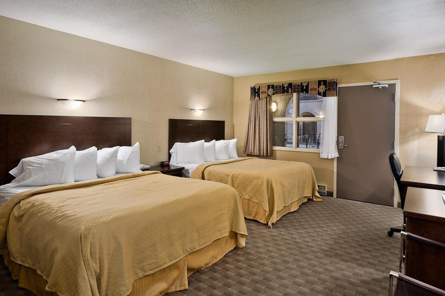 Quality Inn & Suites Winkler Esterno foto