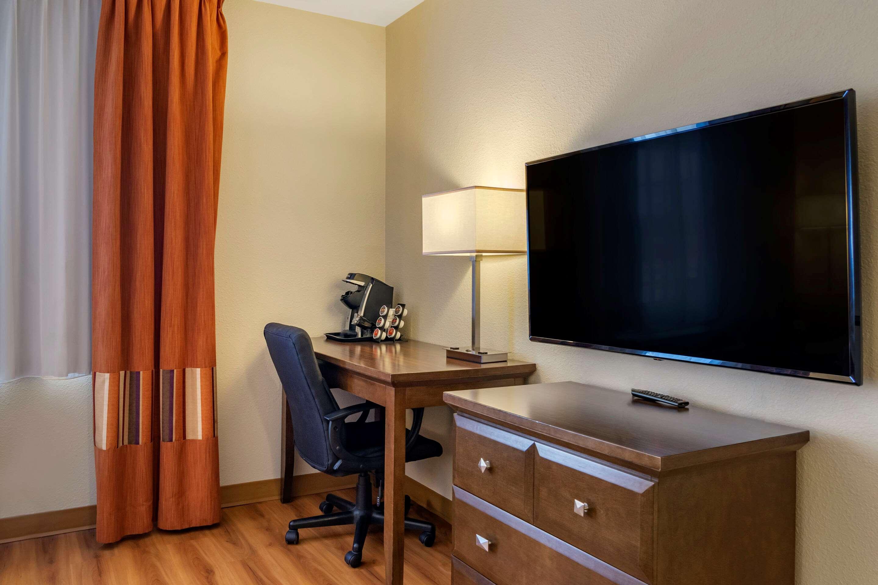 Quality Inn & Suites Winkler Esterno foto