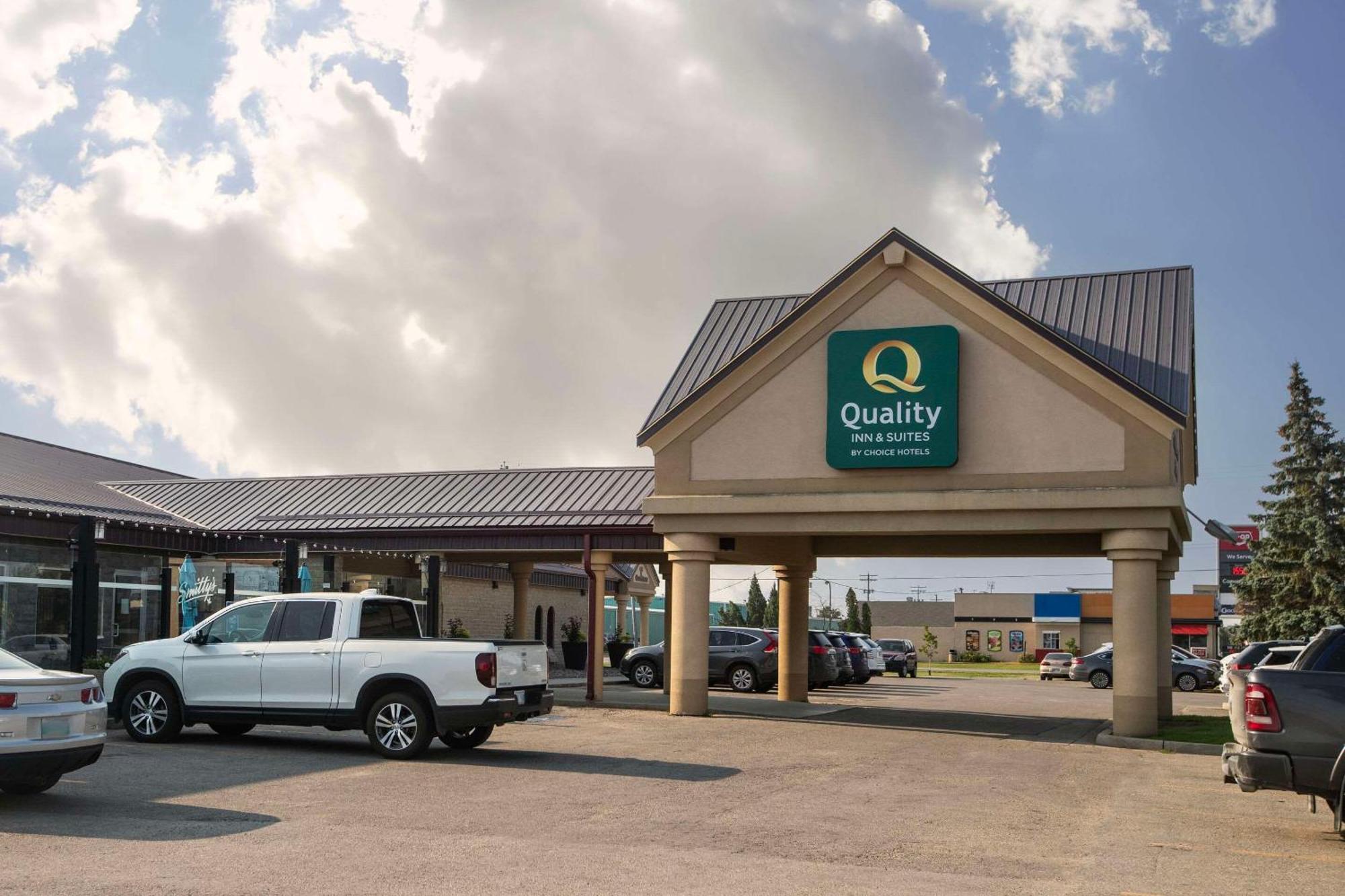 Quality Inn & Suites Winkler Esterno foto